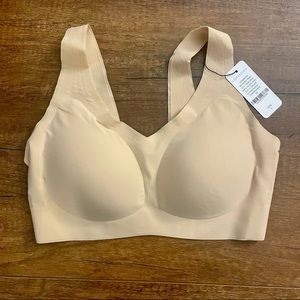 Understance No-Bra V-Back Tank Bra, Champagne size S / NWT